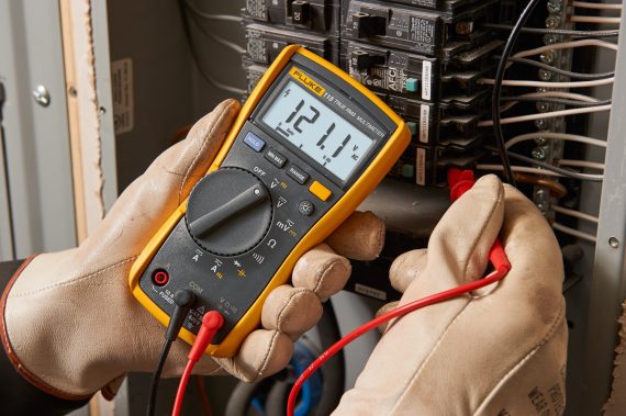 FLUKE 115